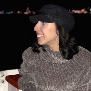 Meet your Posher, Thuany